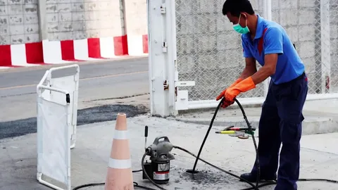 تنظيف بالوعات الصرف الصحي