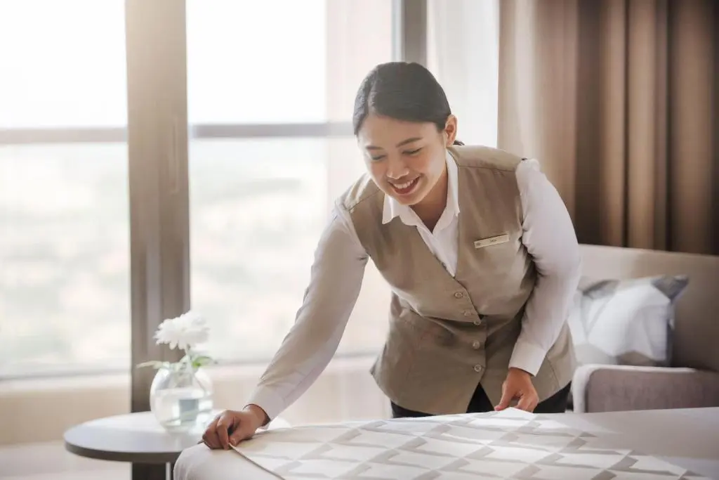 خدمات بنظام الساعة في دبي