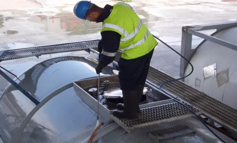 تنظيف خزانات في دبي