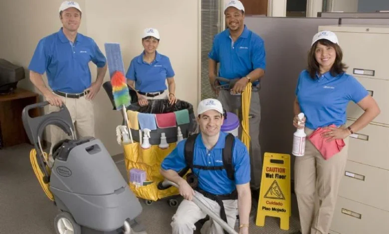 خادمات بالساعة في دبي